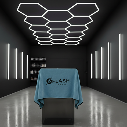 FLASH DETAIL TOWEL